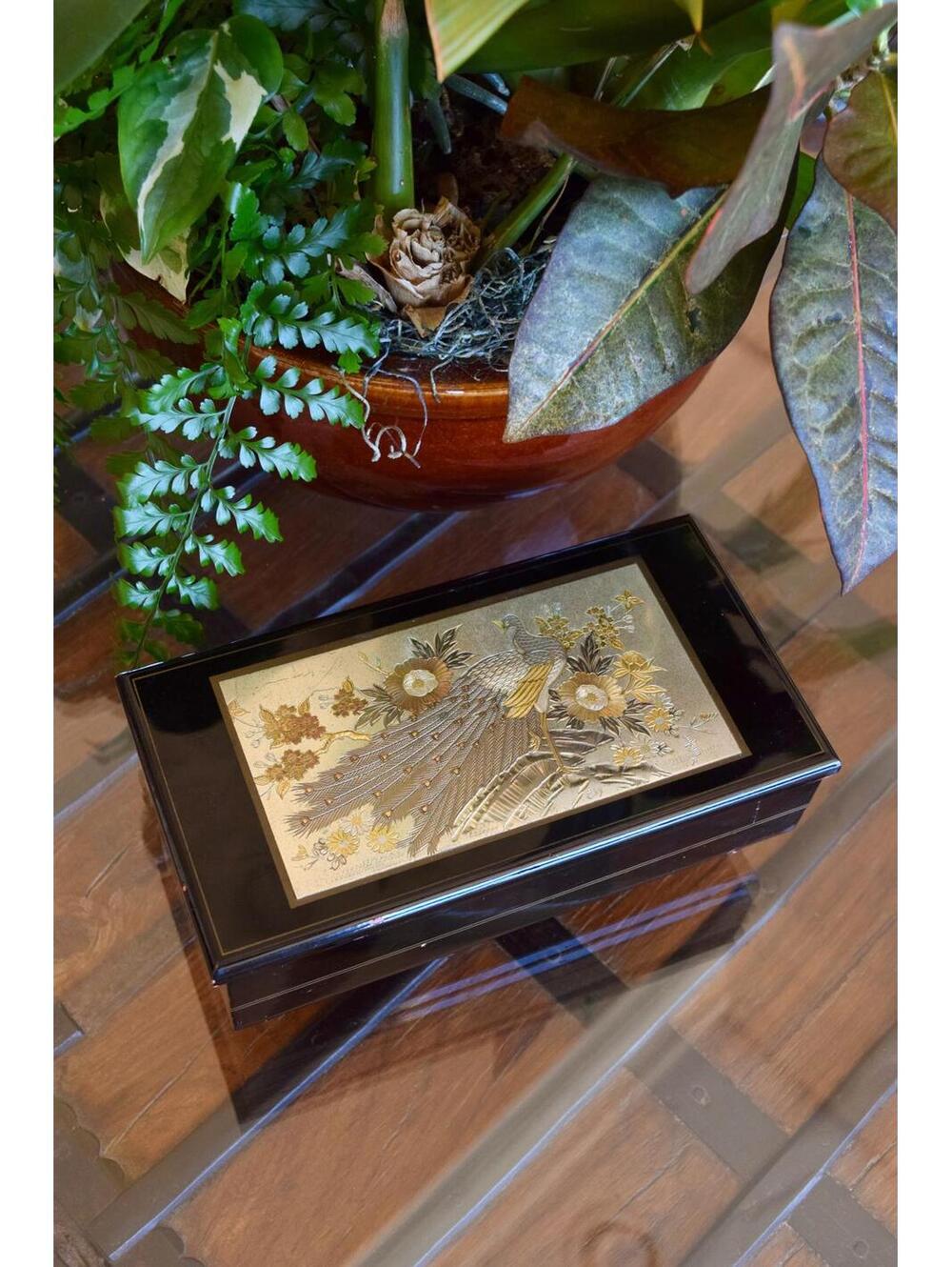The Art of Chokin Musical Box by Yoshinobu Hara